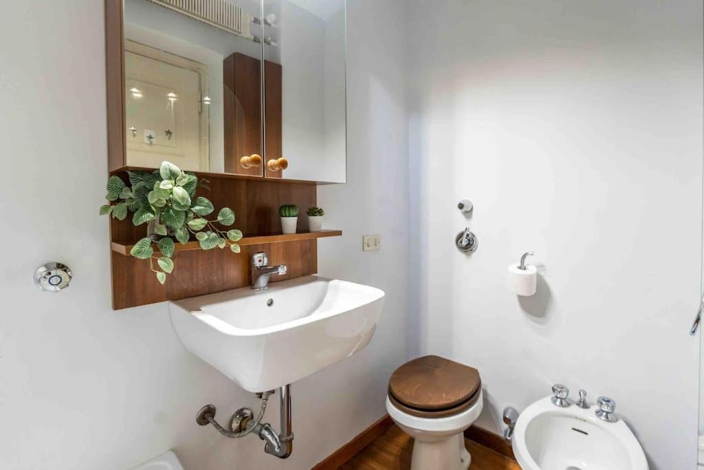 Missori'S Nest - Wonderful View Apartment Milan Exterior photo